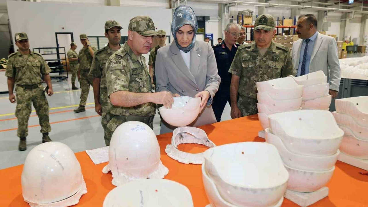 Vali Yiğitbaşı: "Fabrikamız ülkemizin savunma sanayine önemli katkılar sağlıyor"