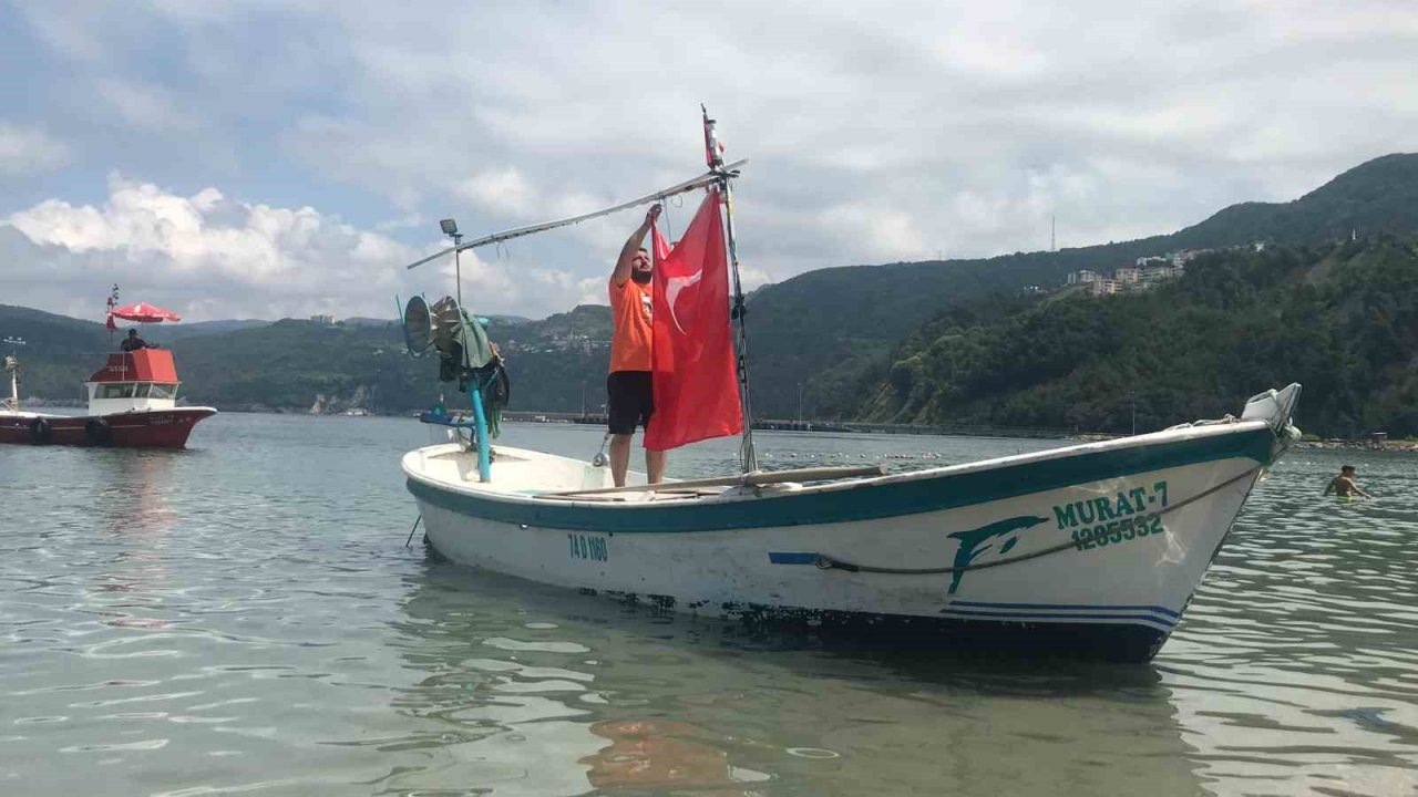 Yağlı direk yarışmasında büyük heyecan