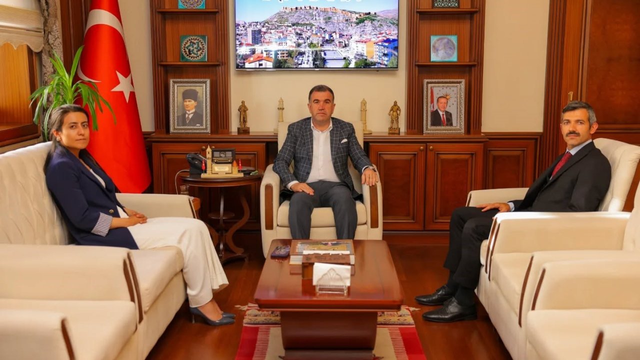 Yeni atanan Demirözü ve Aydıntepe kaymakamları görevlerine başladı