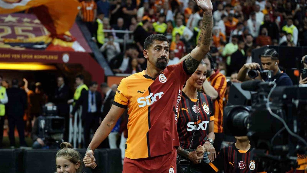 Galatasaray, Kerem Demirbay ile yollarını ayırdı