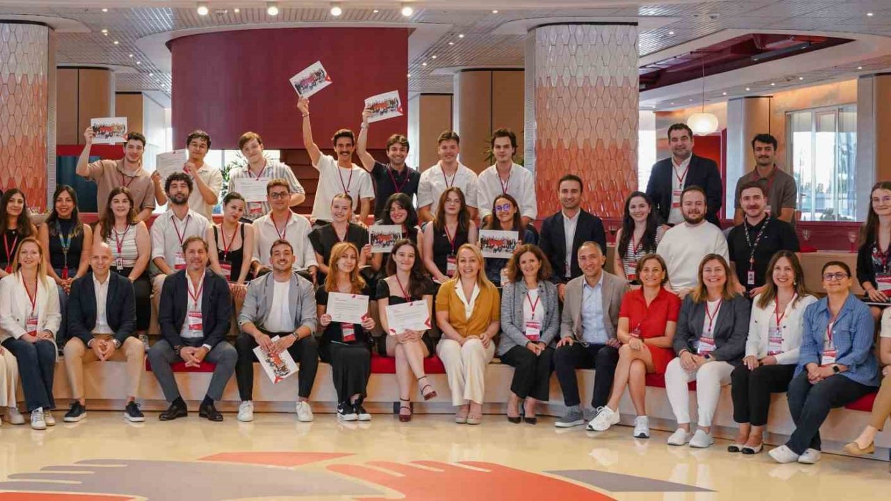 Akbank Gençlik Akademisi Fellowship Programı’nda yeni dönem başlıyor