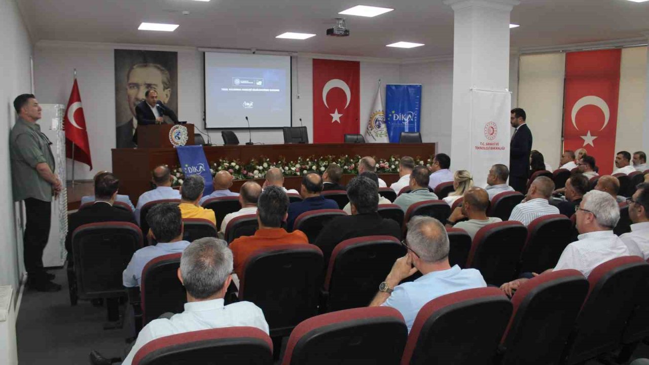 Siirt’te "Türkiye Yüzyılı Kalkınma Hamlesi" toplantısı düzenledi