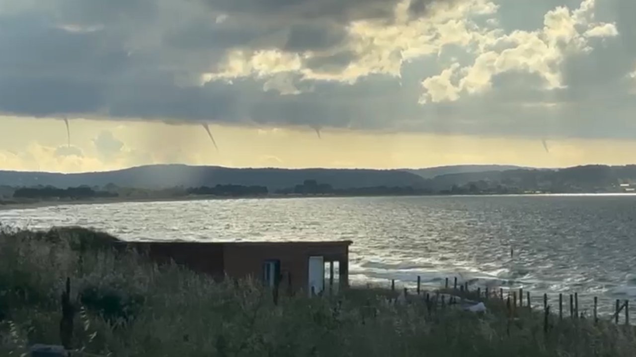 Sinop açıklarında çok sayıda hortum