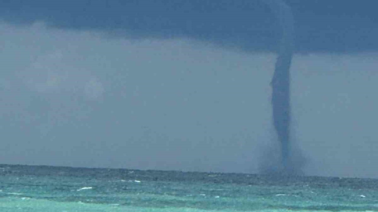 Karadeniz’de oluşan hortum kamerada