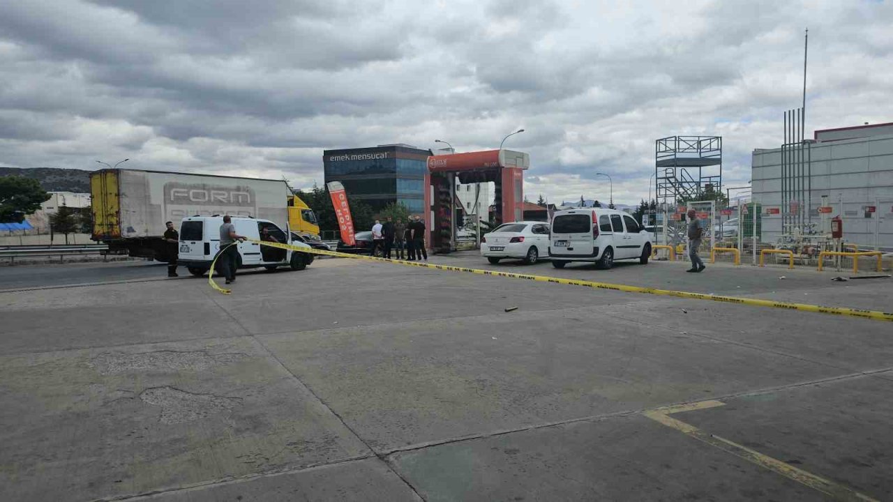 Kayseri’de silahlı, bıçaklı, palalı kavga: 2 yaralı