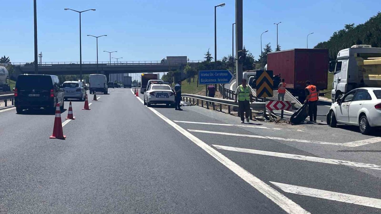 TEM Otoyolu’nda araçla motosiklet kaza yaptı: 1 ölü