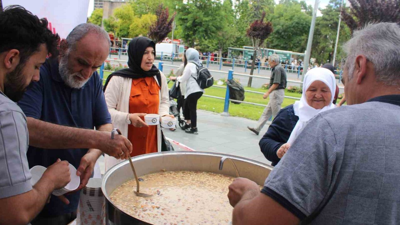 Nasrullahzade Vakfı’ndan 442 yıldır kesilmeyen hayır