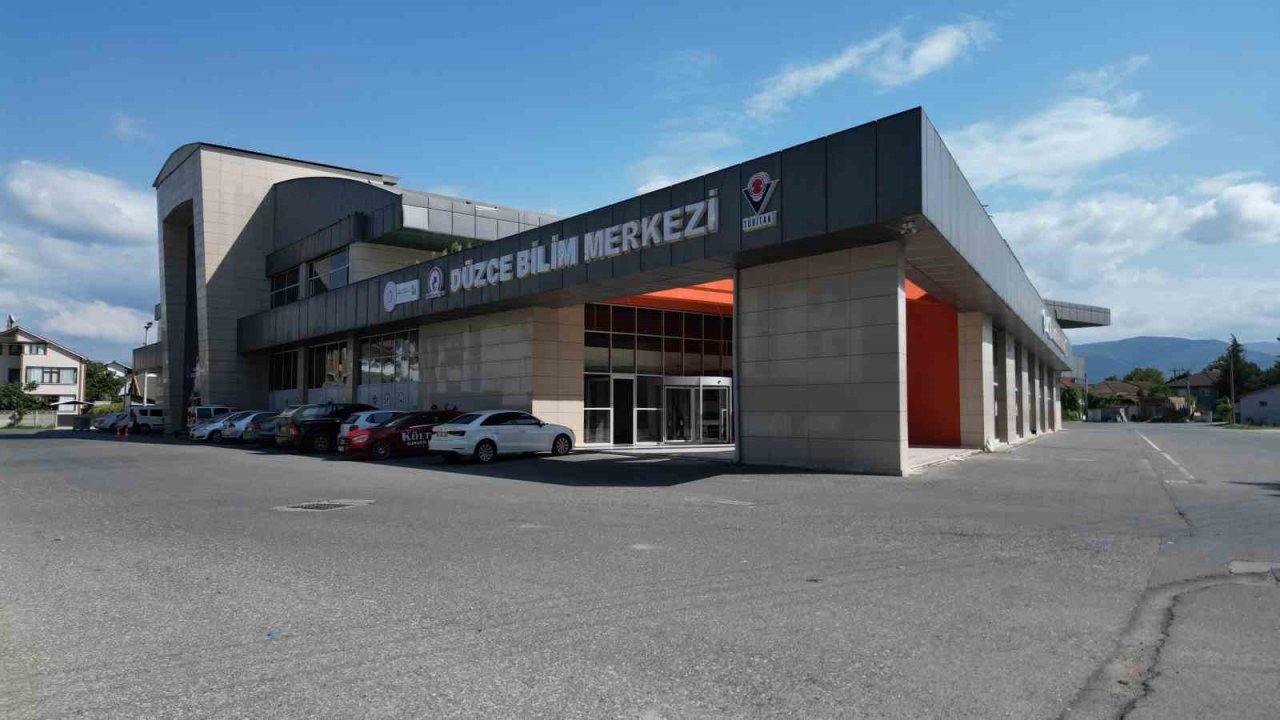 Yaz Akademisi Düzce Bilim Merkezi’nde başlıyor