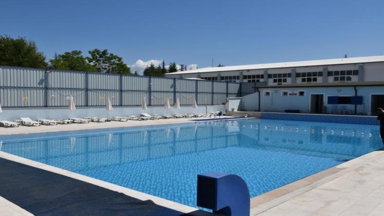 Söğüt’te yüzme havuzu hizmete açıldı