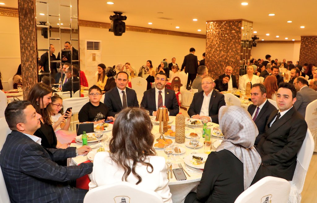 Kars'ta Hakim ve Savcılar İçin Veda Yemeği Düzenlendi