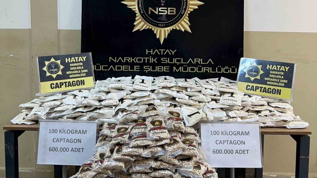 Hatay’da 600 bin adet uyuşturucu hap ele geçirildi
