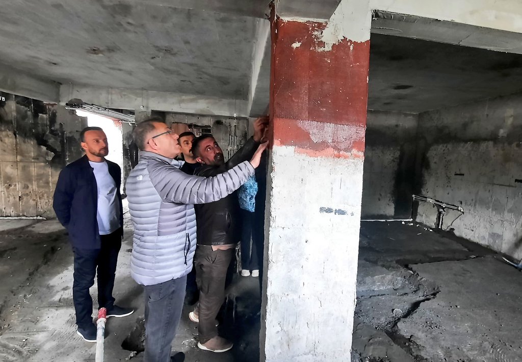 Çıldır Gölü Kıyısındaki Kütük Ev İnşaatına Vali Polat’tan İnceleme