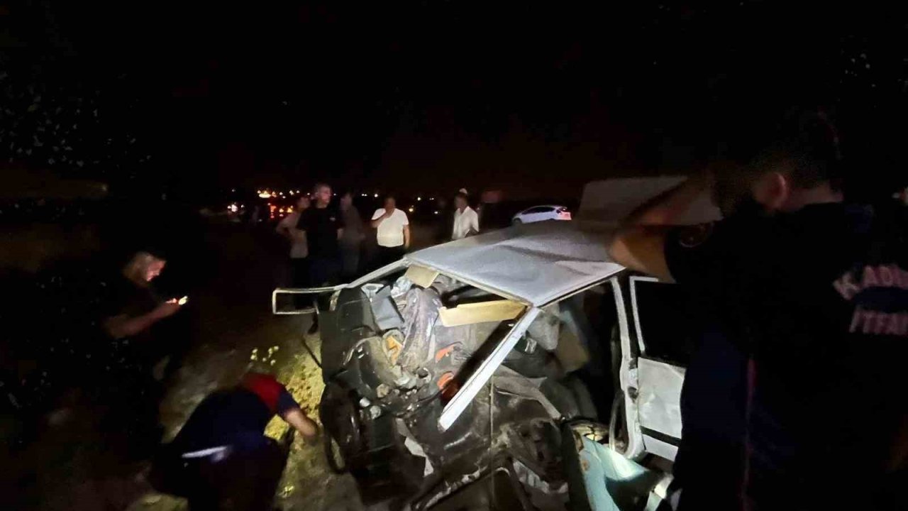 Osmaniye’de 2 otomobilin karıştığı kazada 3 kişi yaralandı