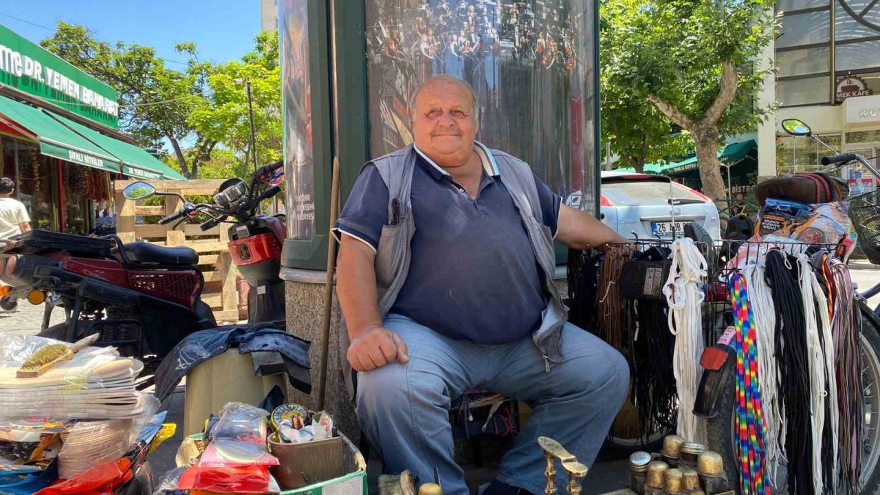 Emekli oldu, yıllar sonra çocukluk mesleğine döndü