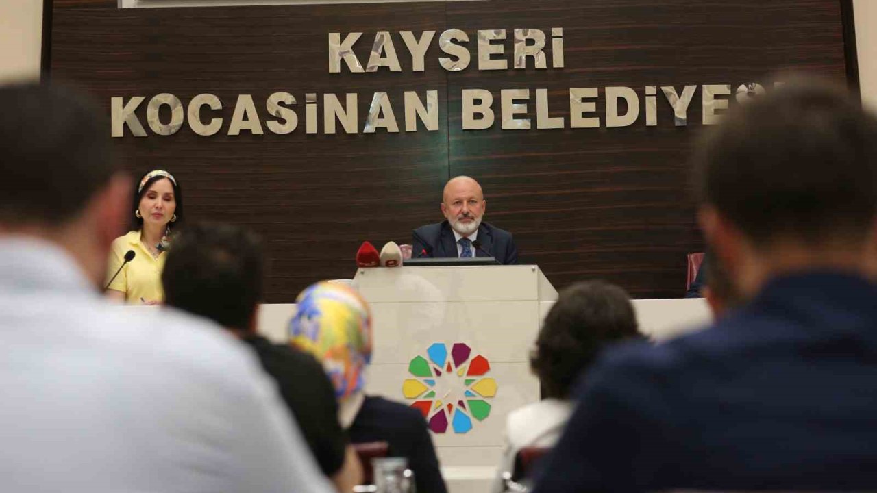 Başkan Çolakbayrakdar: "Milletimizin başı sağ olsun"