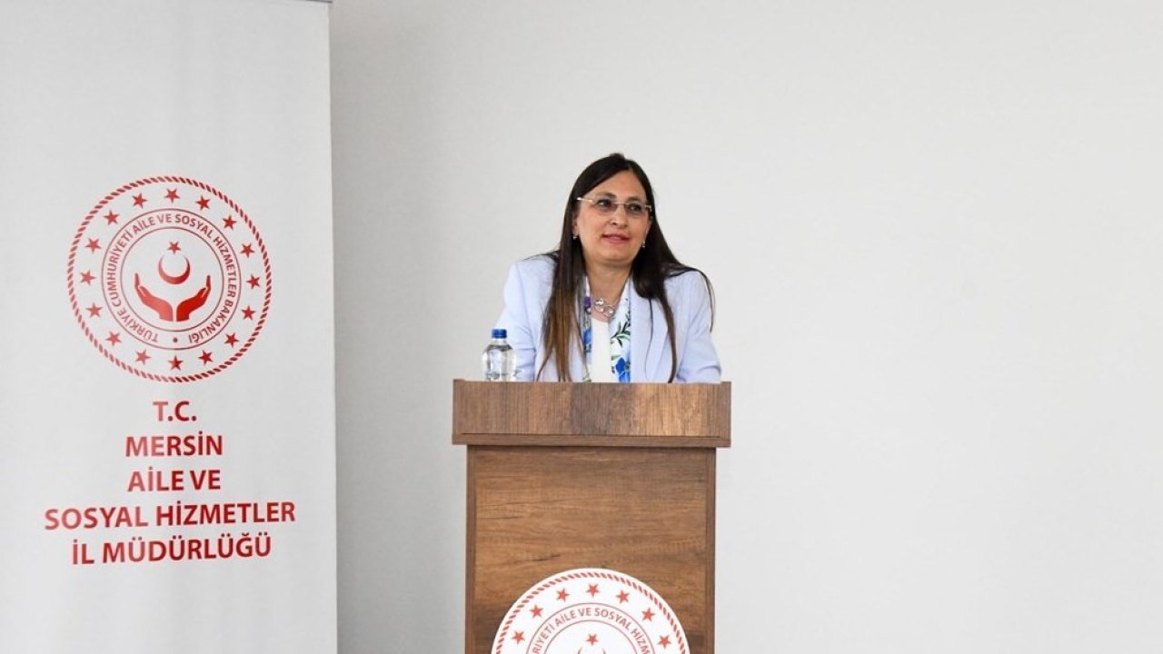 Vali Toros’un eşi Dudu İrem Toros, ’Gönül Elçileri ve Koruyucu Aile’ programına katıldı