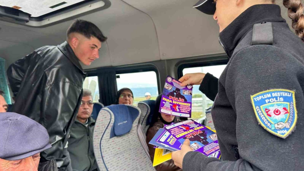 Polisten, vatandaşlara dolandırıcılık ve KADES bilgilendirmesi