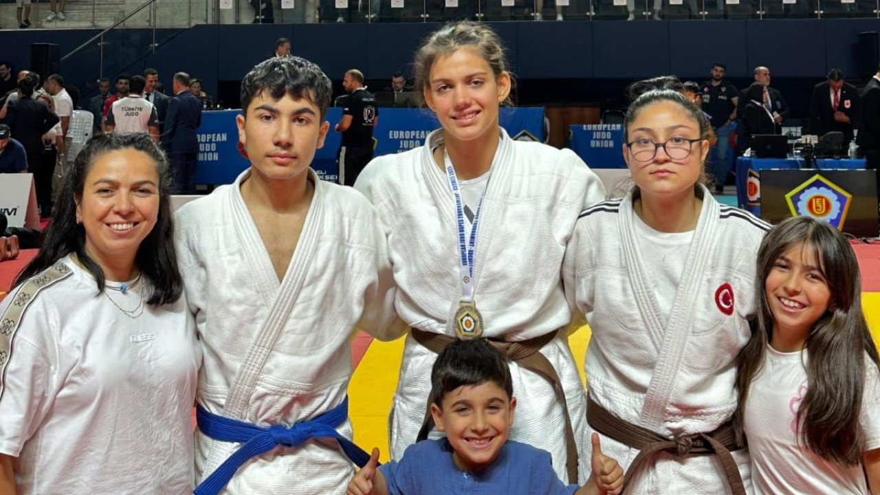 Salihli’nin gururu Hira Kılkış, Yıldızlar Avrupa Judo Kupası’nda şampiyon oldu