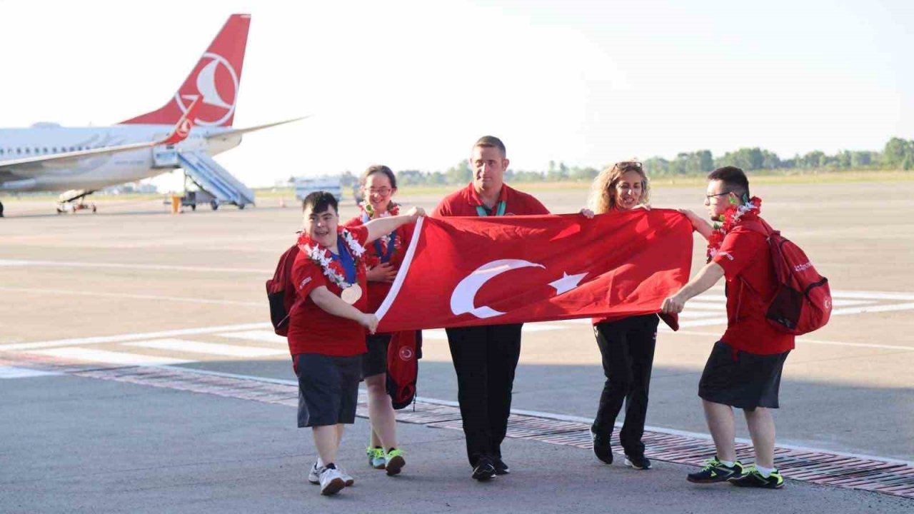 Canikli özel sporculardan Avrupa’da tarihi zafer