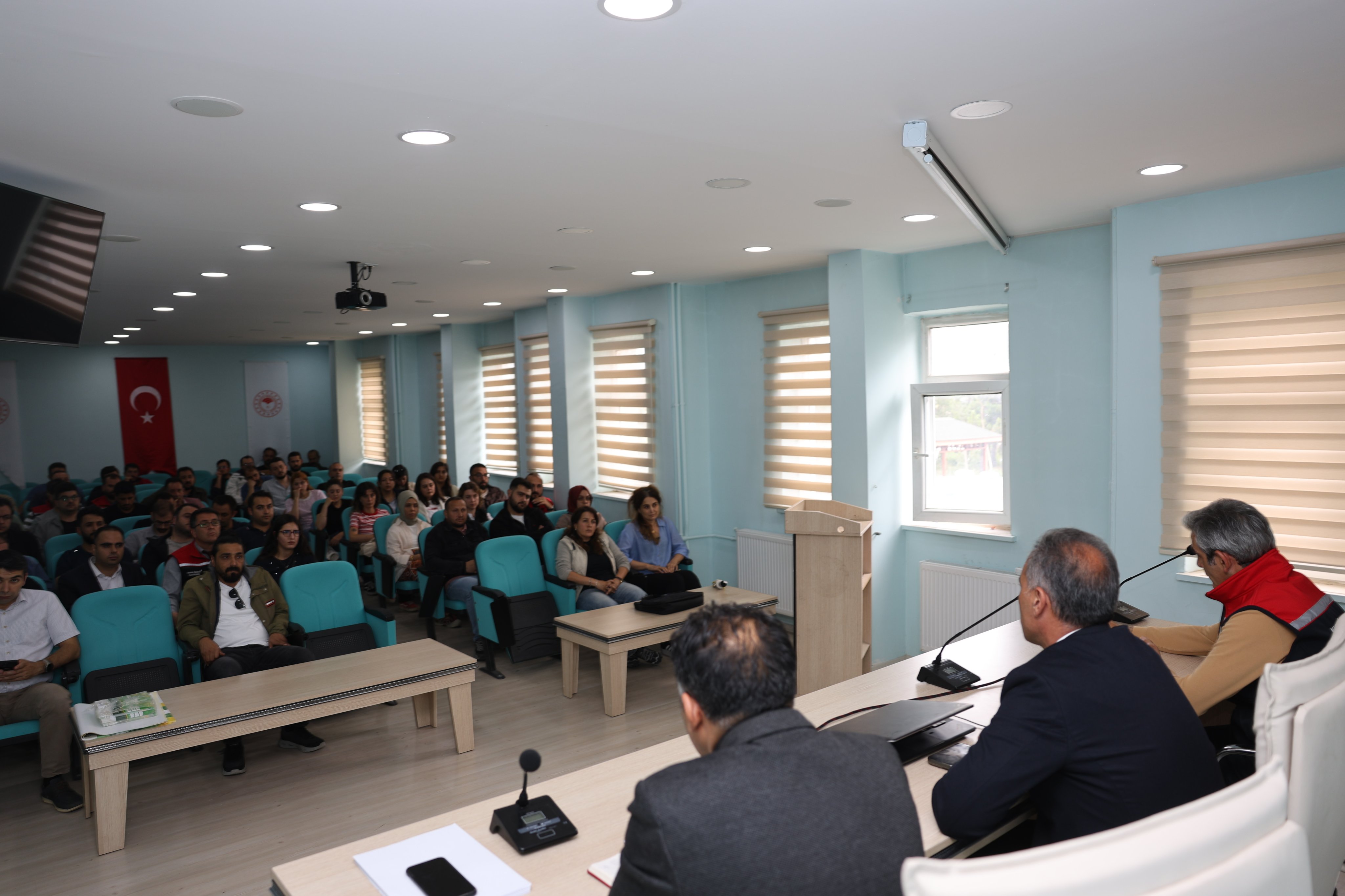 Kars'ta, veteriner hekimlere bilgilendirme yapıldı