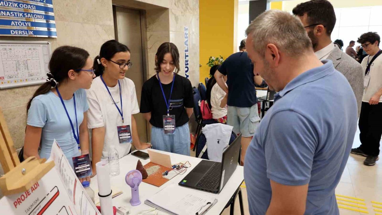 Deneyap Teknoloji Atölyesinde proje şenliği yapıldı