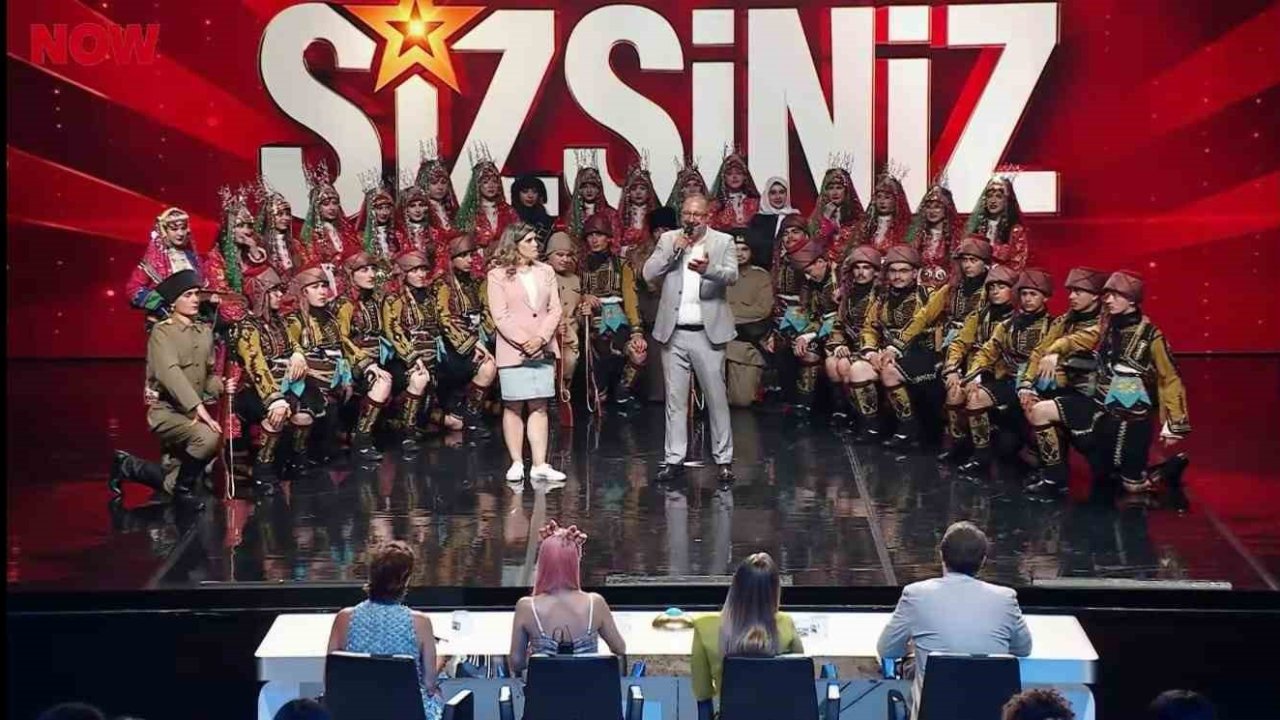 Balıkesirli lise öğrencilerinin Kuvayı Milliye gösterisi yarı finale kaldı