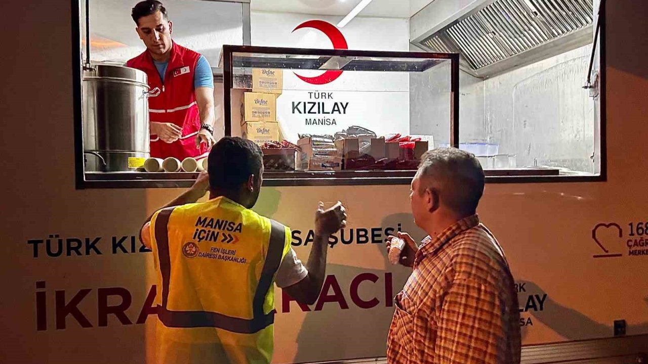 Manisa Türk Kızılay’dan orman ekiplerine destek