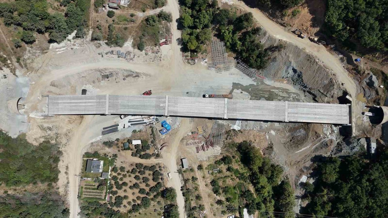 Esenköy’de tünel ve viyadük çalışmaları devam ediyor