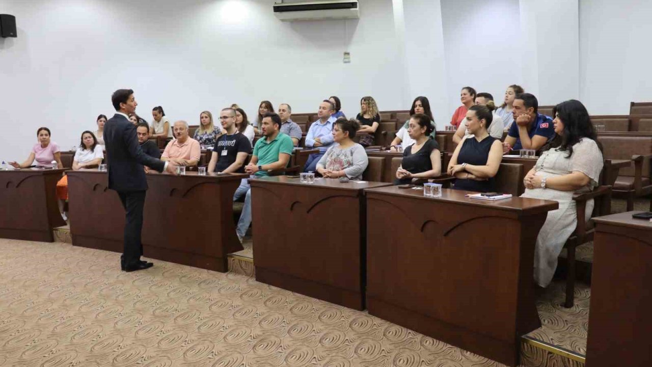 Nazilli Belediyesi personeline kişisel gelişim ve kurum içi iletişim eğitimi