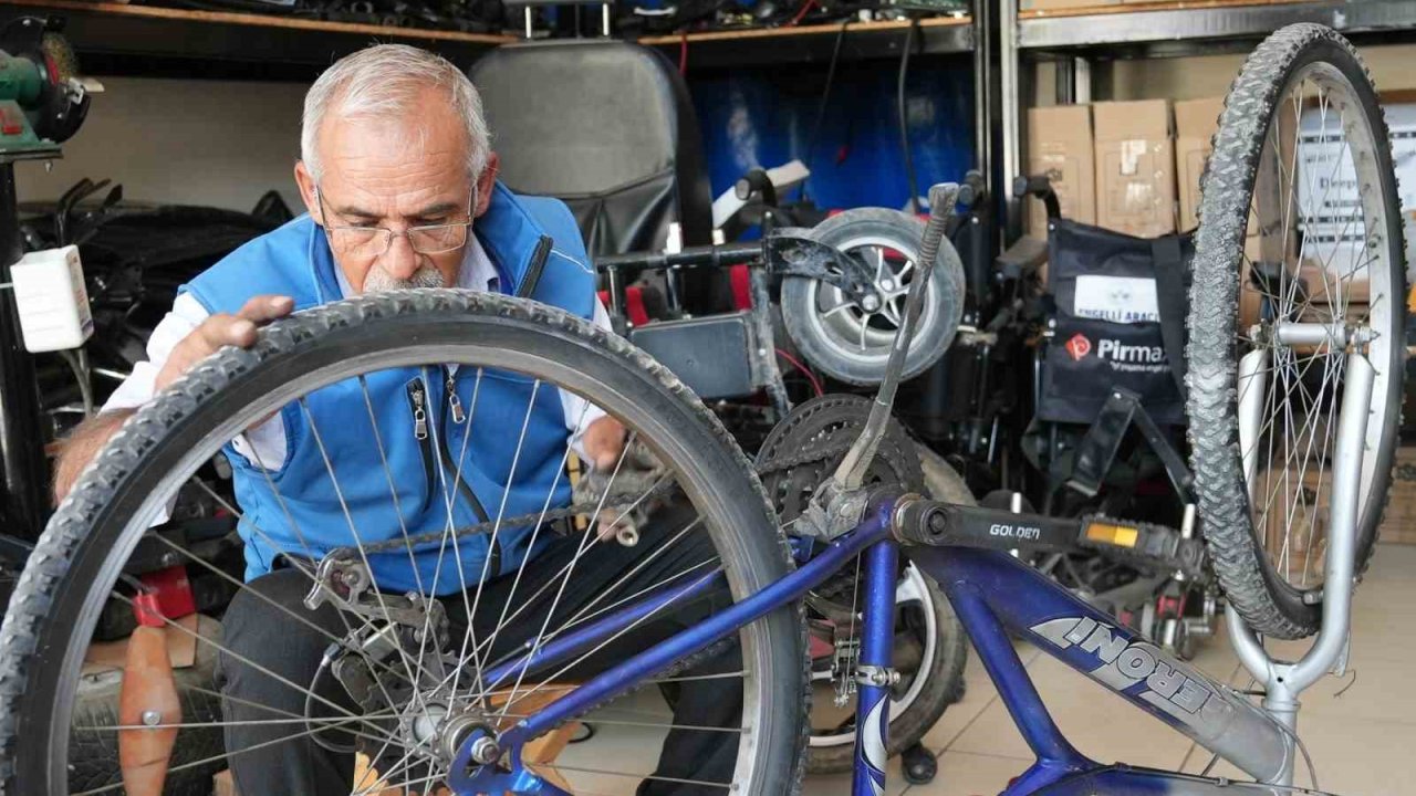 Elazığ’da "Bir Çocuğun Kahramanı Olur musun" kampanyası büyüyor