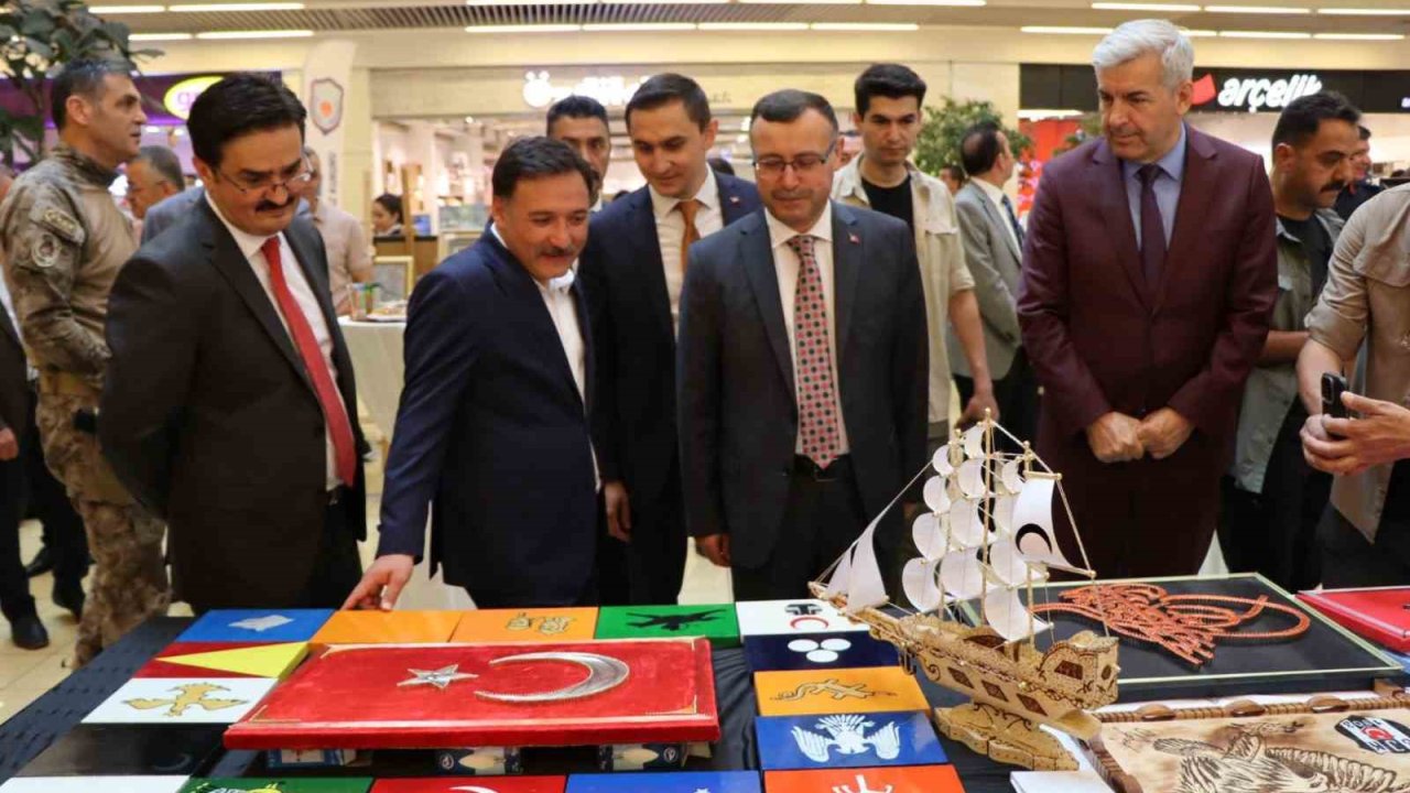Hükümlü ve tutukluların el emekleri sergilendi