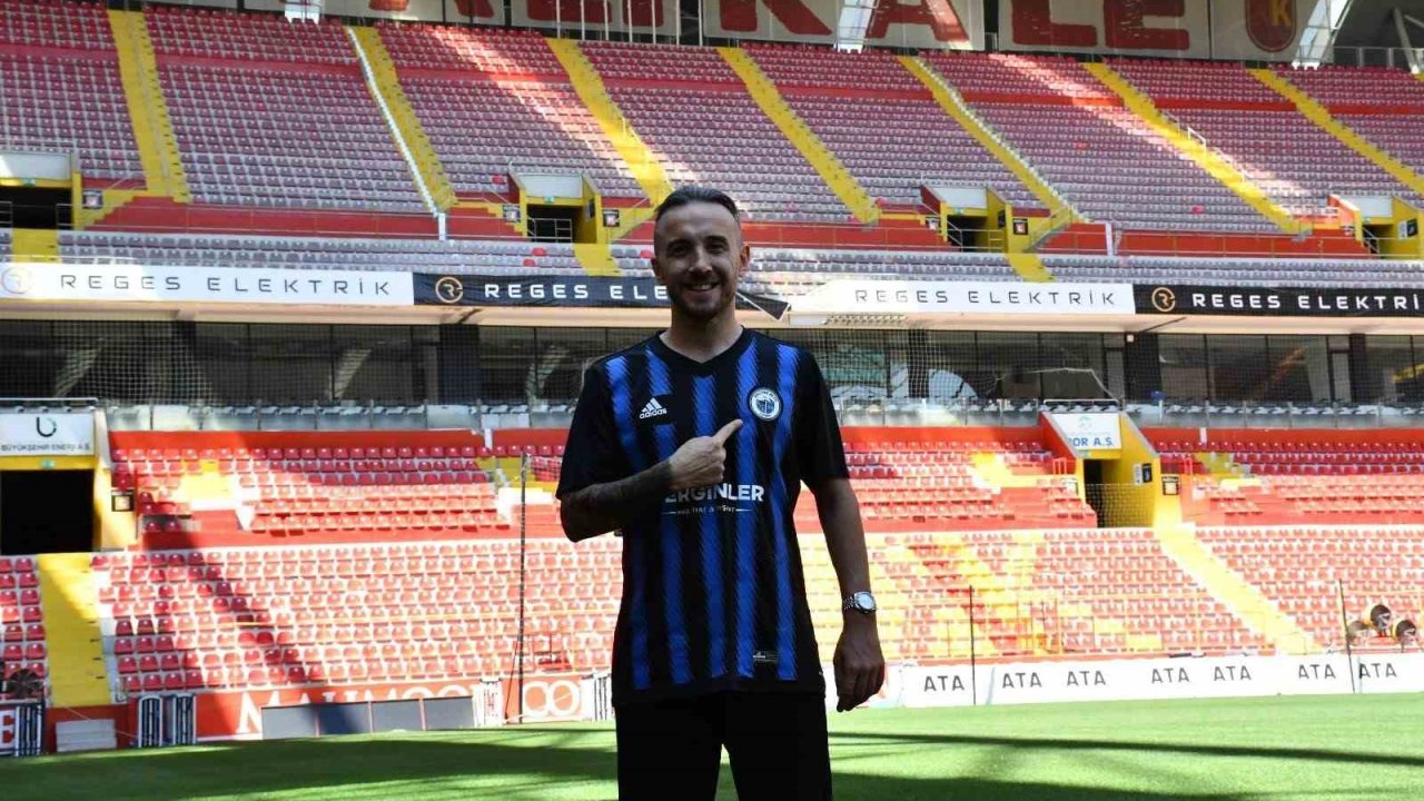 Erciyes 38 FK, Mehmet Tosun’u renklerine bağladı