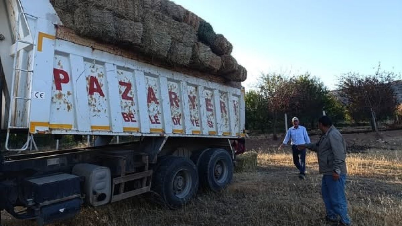 Kaşıkçılar Köyü’ne yem yardımı ulaştı