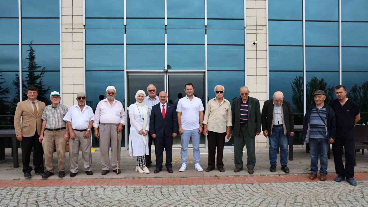 Huzurevi sakinleri farklı bir gün yaşadı