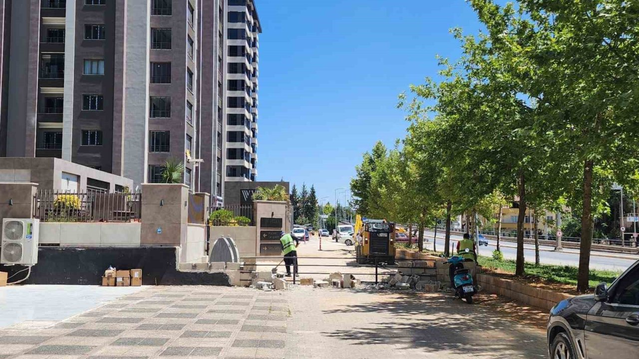 Gaziantep’te kapanan yol iki bina arasında krize neden oldu