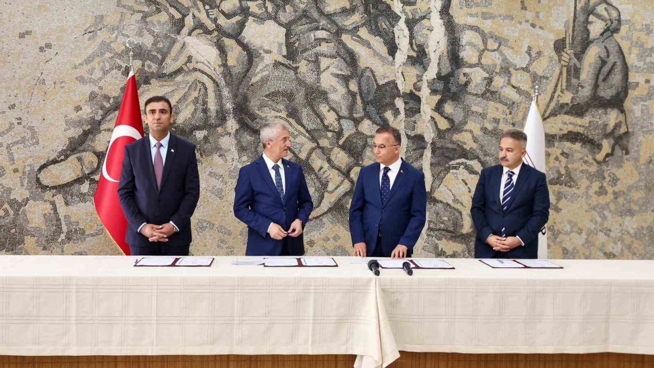 Şahinbey Belediyesi’nin öğrencilere verdiği destek 1 milyar TL’yi aştı