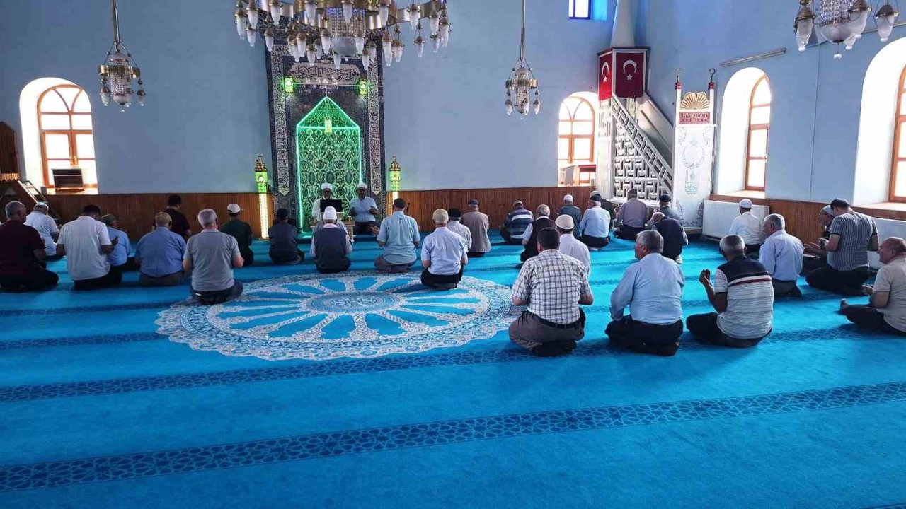 Hisarcık’ta 15 Temmuz Şehitleri için mevlit okutuldu