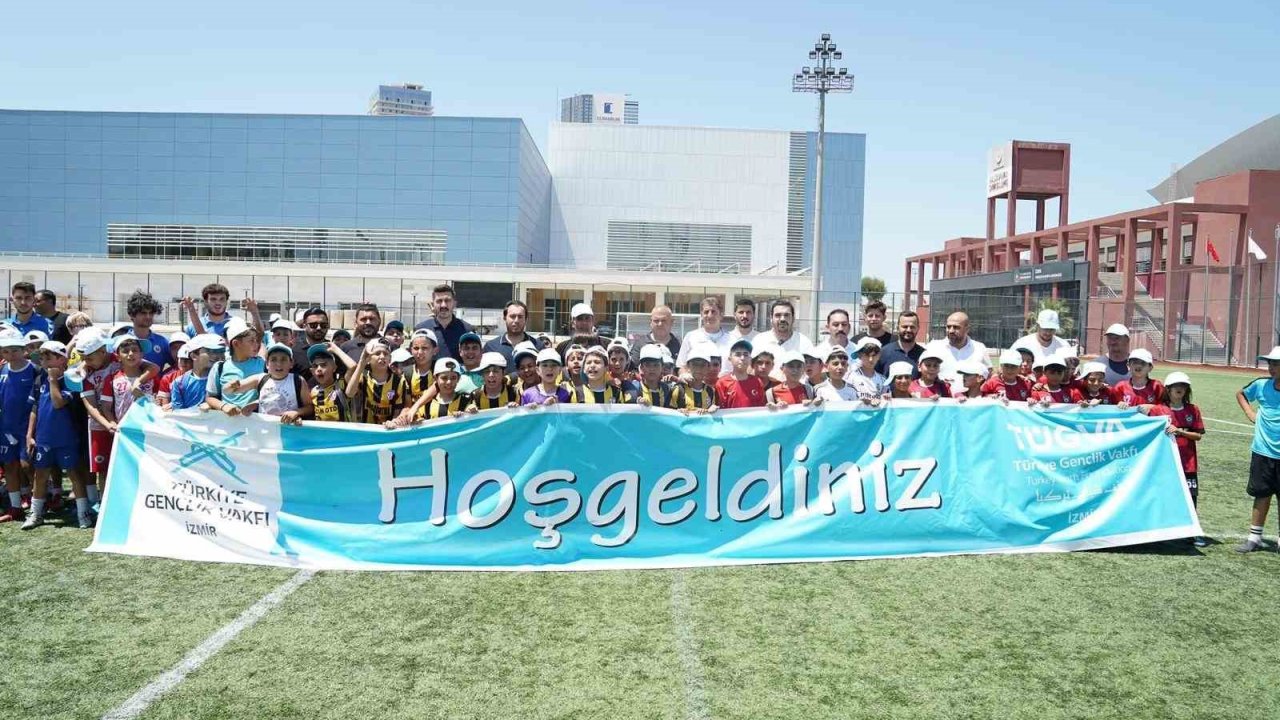 TÜGVA İzmir’den 15 Temmuz şehitleri anısına futbol turnuvası