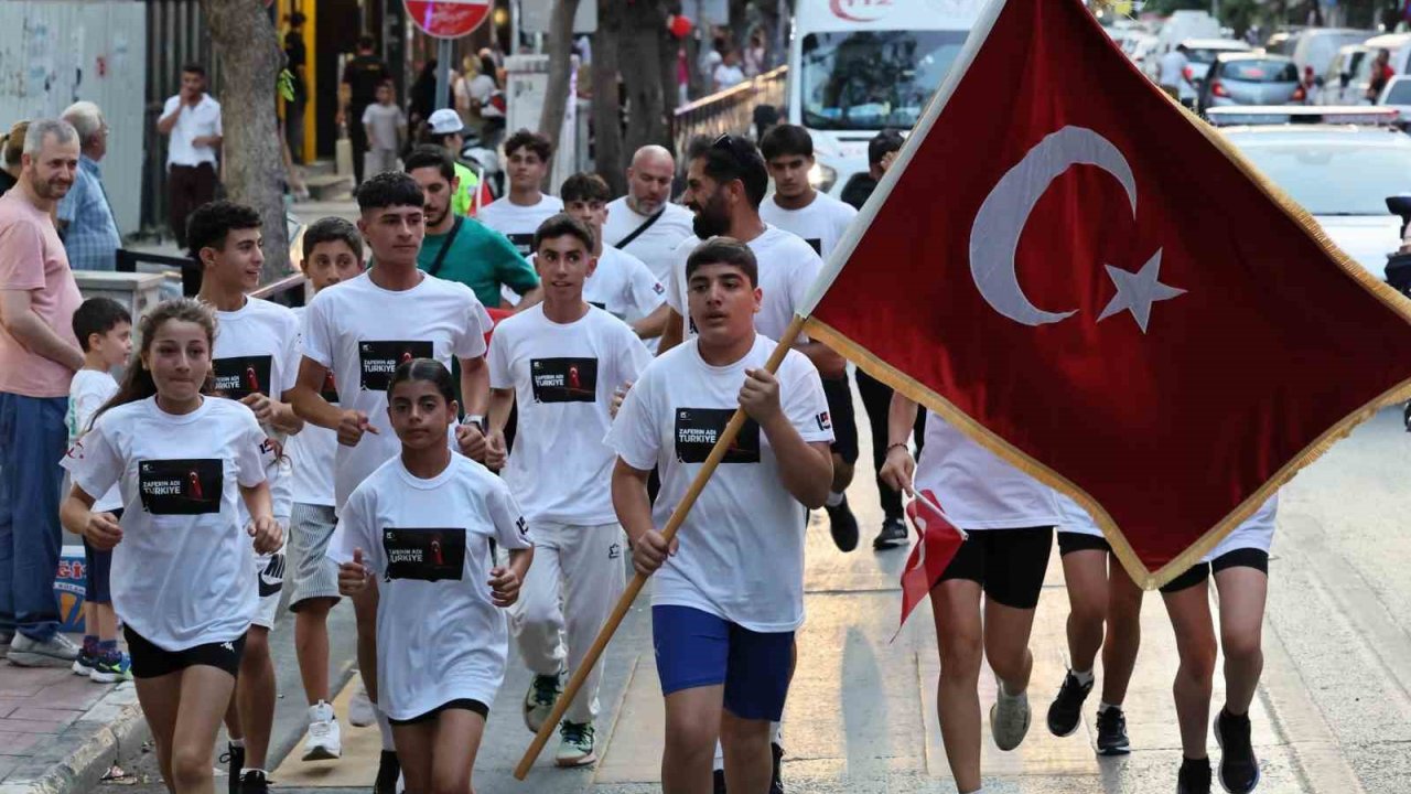 Manisa’da ‘15 Temmuz Sancak Koşusu’ yapıldı