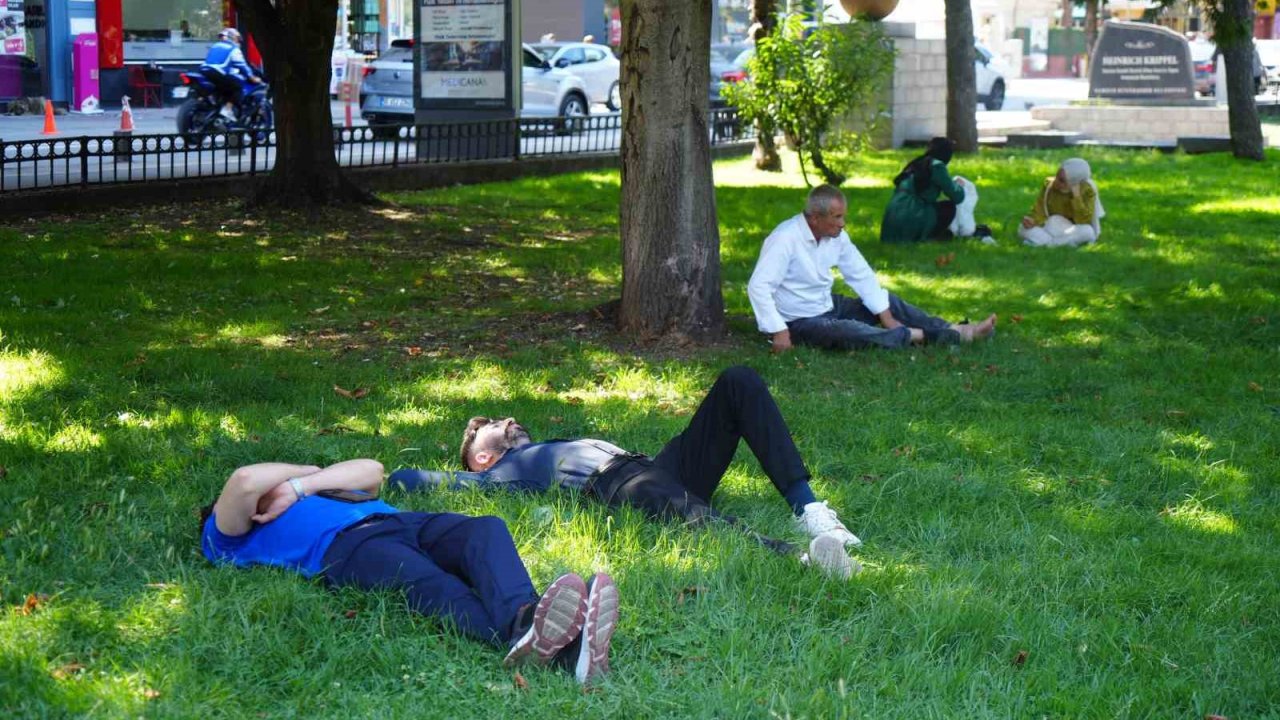 Samsun’da sıcaklık 33 dereceyi, nem yüzde 90’ı aştı