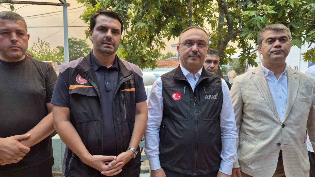 Şarköy’deki orman yangınına 34 hava aracı ile müdahale ediliyor