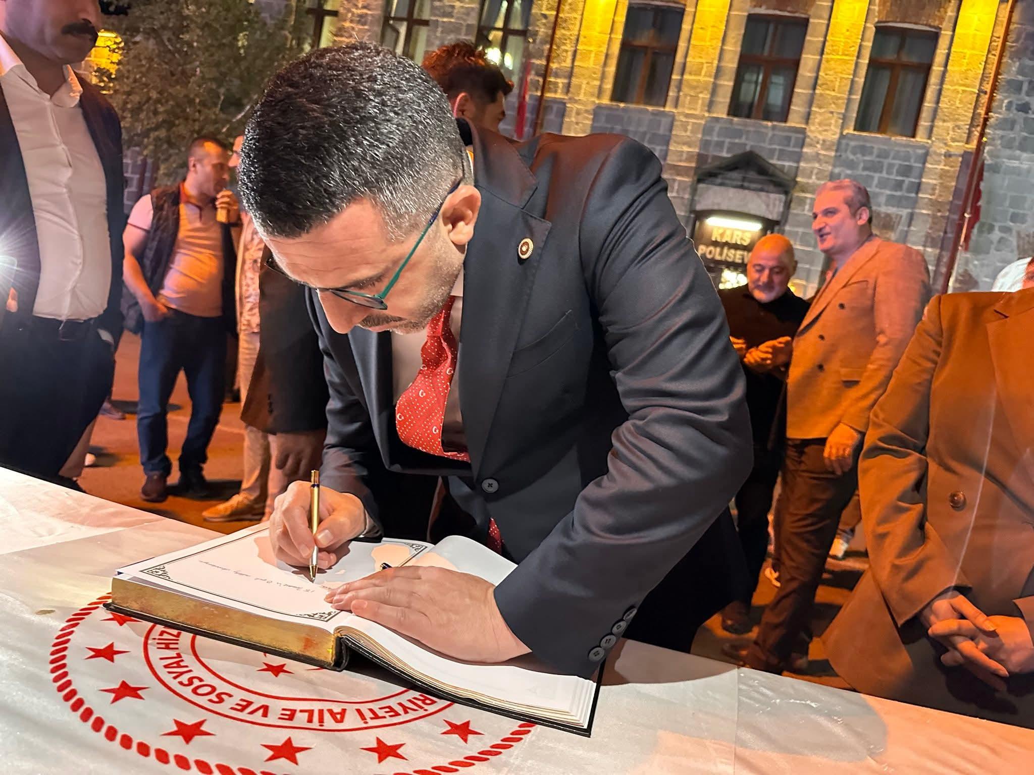 Kars'ta “15 Temmuz Anı Defteri” anıları canlandırıyor!