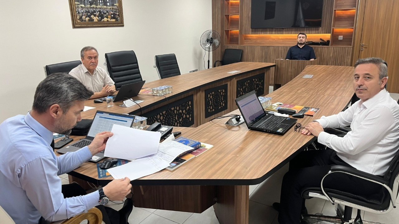 Kütahya’da 2025-2026 Yılı Umre Organizasyonu Görevli Mülakatı gerçekleştirildi