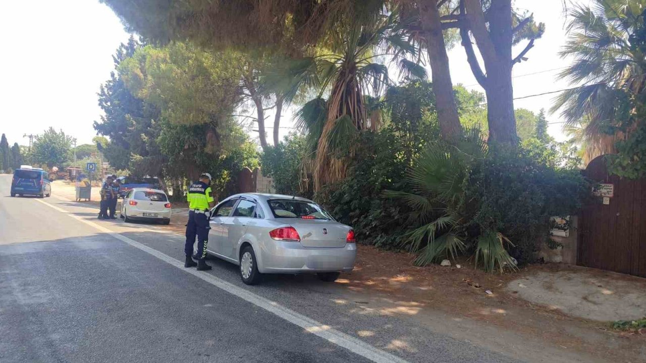 Kurallara uymayan 28 sürücü cezadan kaçamadı