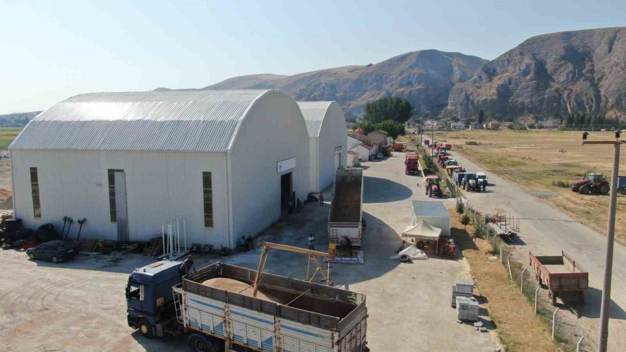 TMO alım noktası bu yıl da İnönü’de hizmette