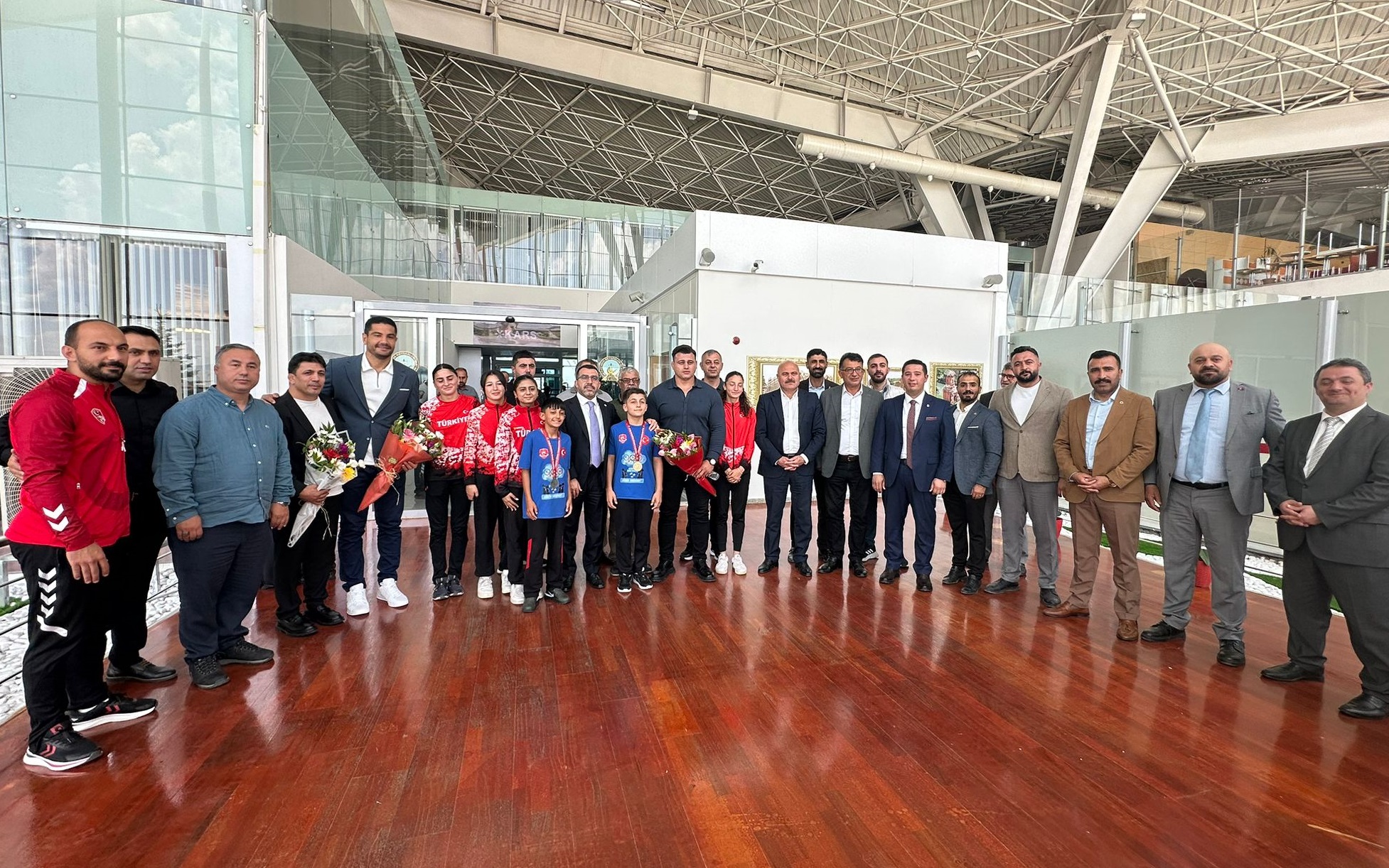 Dünya Şampiyonları Kars’ta!