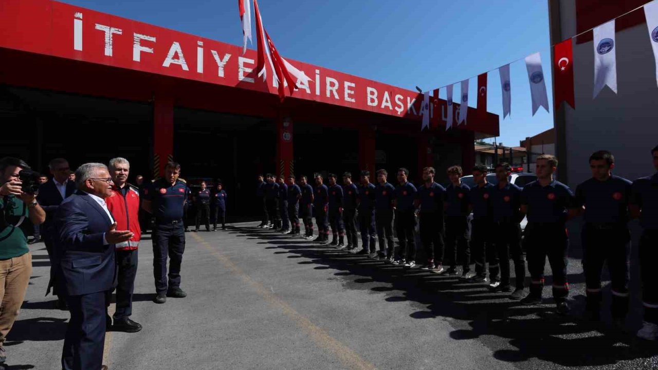 Başkan Büyükkılıç’tan geleceğin itfaiyecilerine altın nasihatler