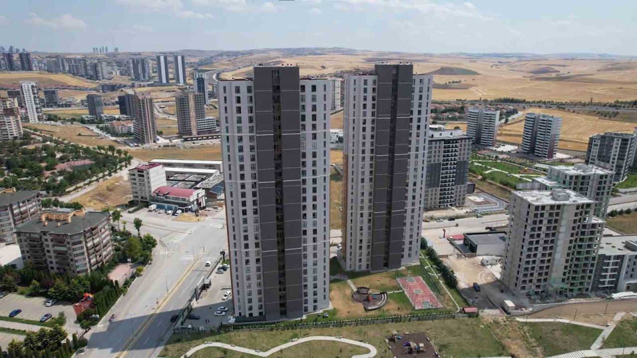 3 kişiye mezar olan bina "Hayata Değer" sloganıyla tanıtıldı