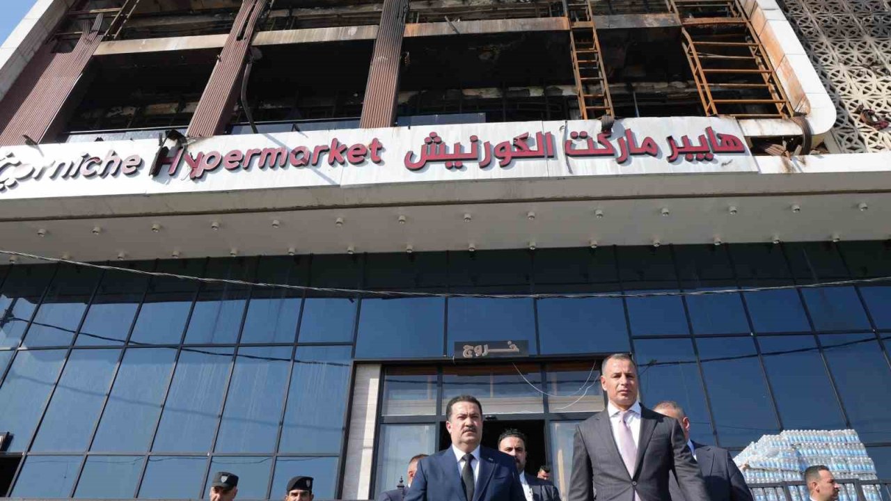 Irak Başbakanı Sudani, yangın faciasının yaşandığı alışveriş merkezinde incelemelerde bulundu