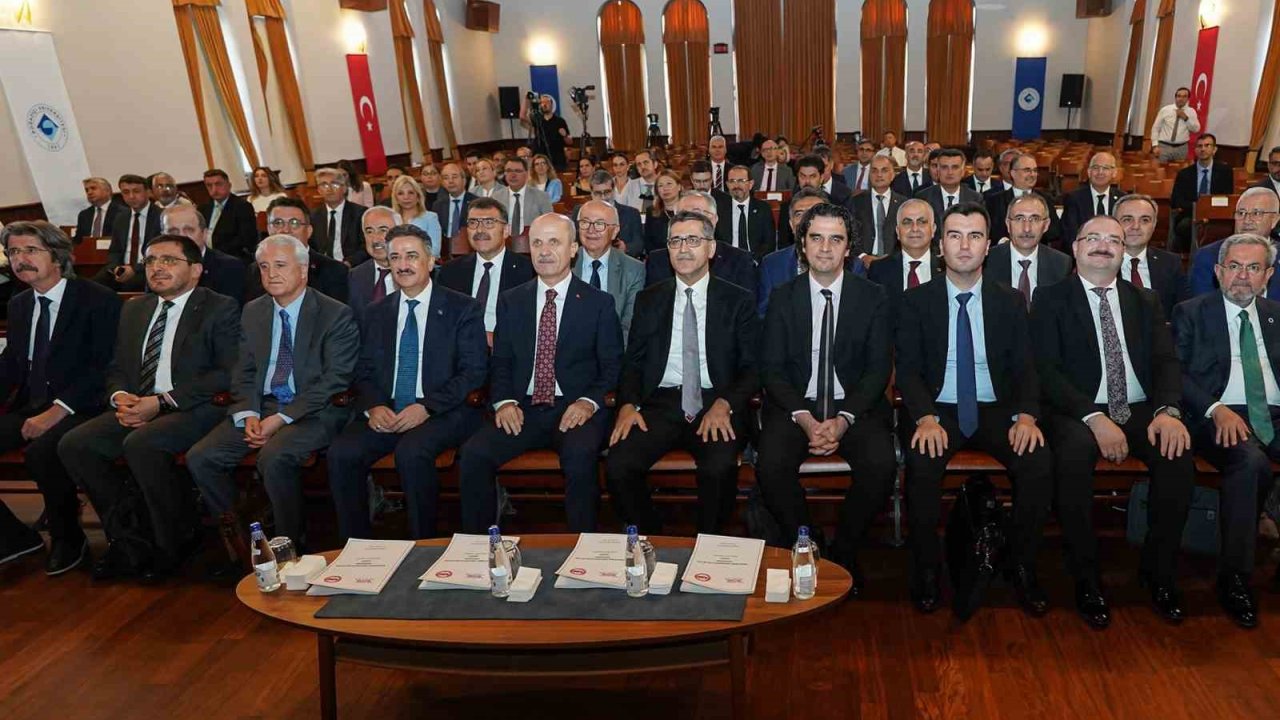 Rektör Hacımüftüoğlu: "Üniversitelerimiz, YÖK Liderliğinde Stratejik Adımlar Atıyor"